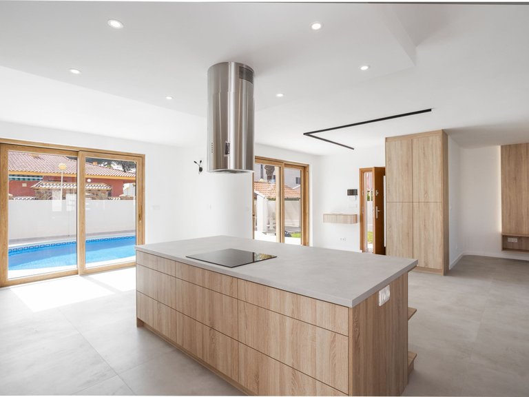 Villa for Sale in Cabo Roig, Alicante 15