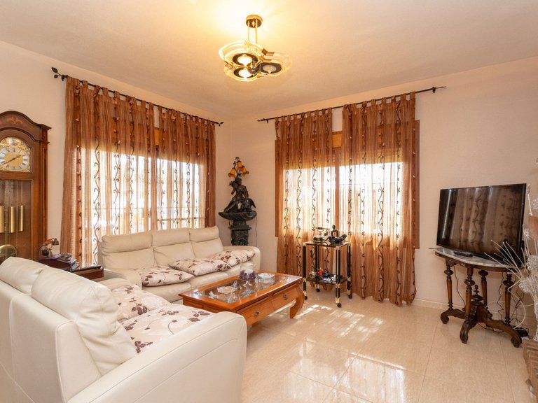 Villa for Sale in Campoamor, Alicante 14