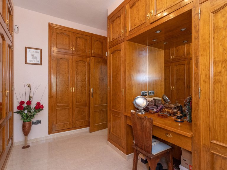 Villa for Sale in Campoamor, Alicante 28