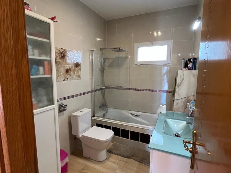 Villa for Sale in Cabo Roig, Alicante 8