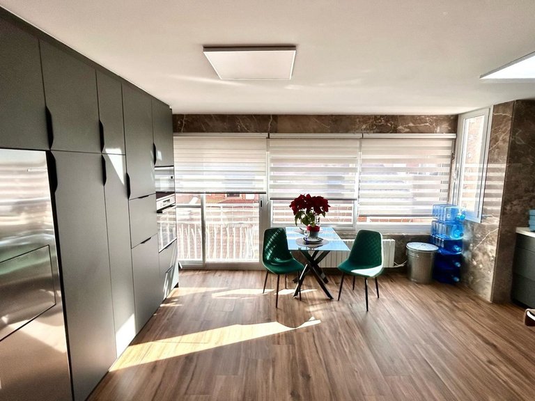Apartment for Sale in Alicante, Alicante 28