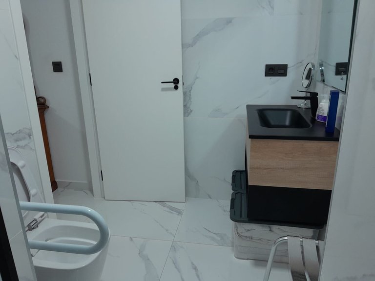 Apartment for Sale in Torrevieja, Alicante 18