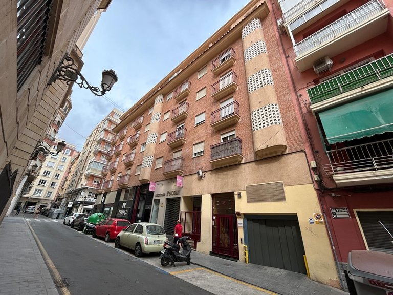 Apartment for Sale in Alicante, Alicante 2