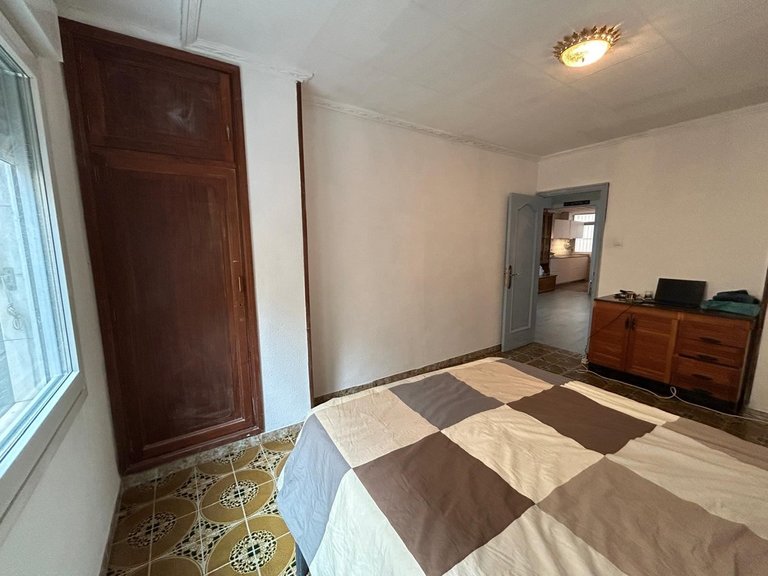 Apartment for Sale in Alicante, Alicante 8