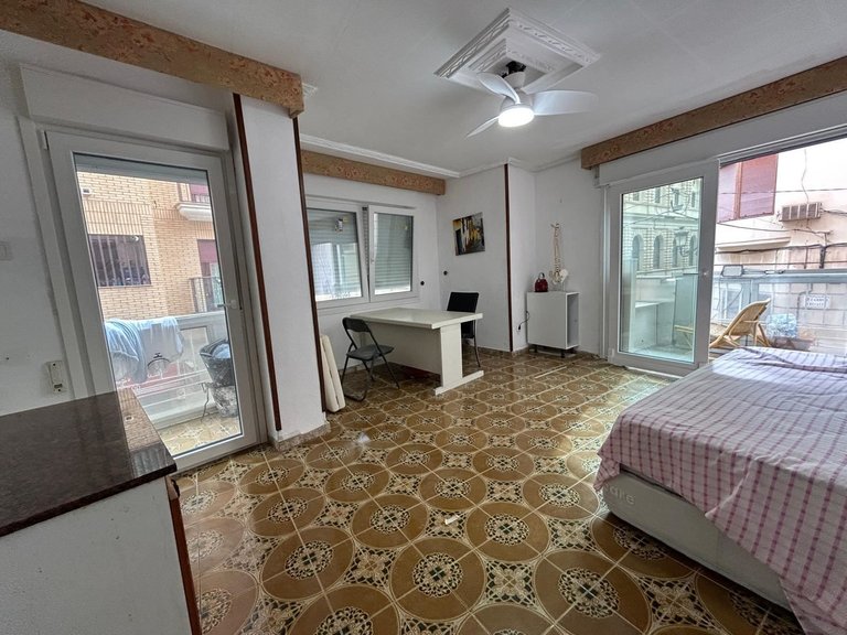 Apartment for Sale in Alicante, Alicante 17