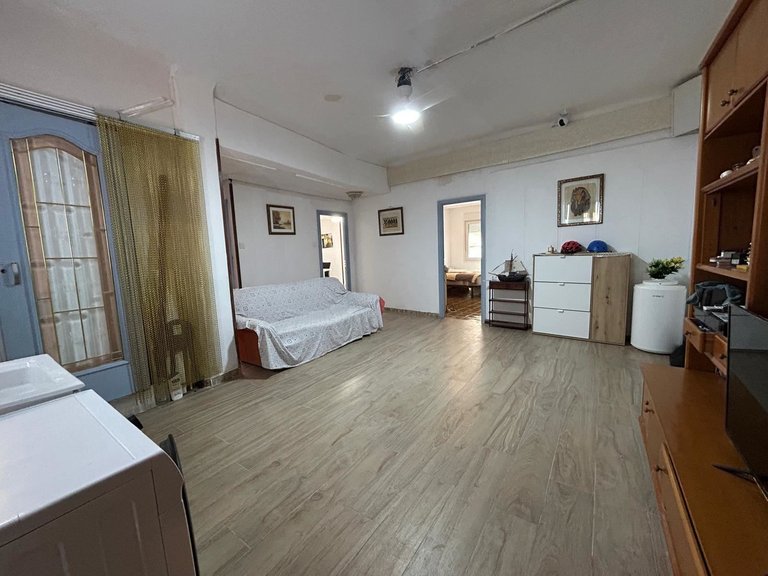 Apartment for Sale in Alicante, Alicante 27