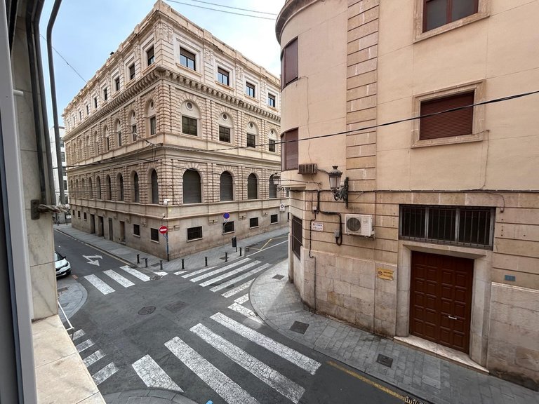 Apartment for Sale in Alicante, Alicante 28