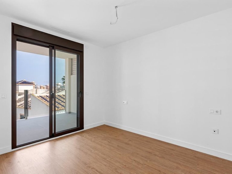 Apartment for Sale in Villamartin, Alicante 8
