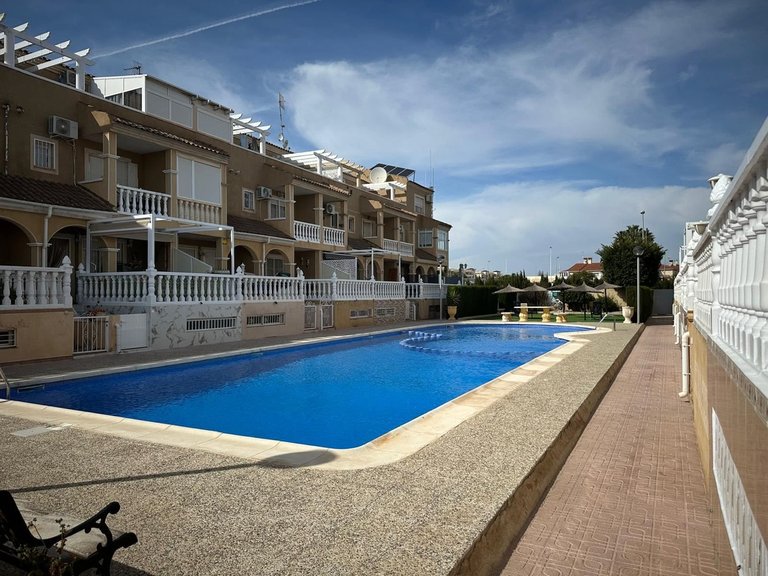 Town House for Sale in Punta Prima, Alicante 1
