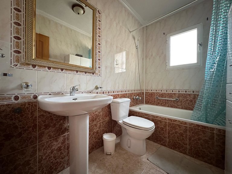 Town House for Sale in Punta Prima, Alicante 22