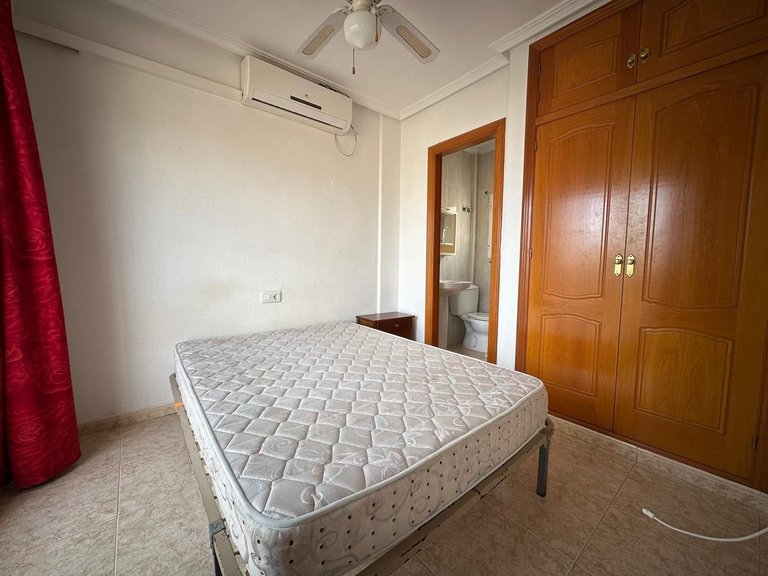 Town House for Sale in Punta Prima, Alicante 32