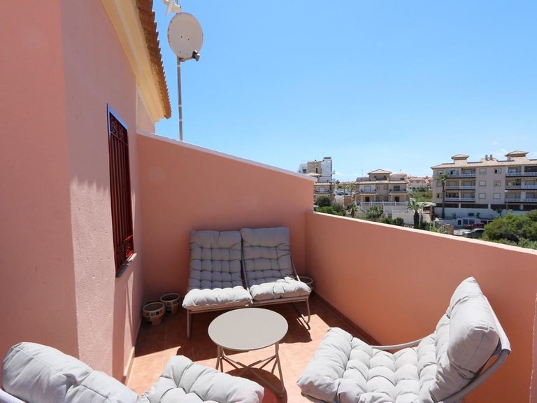 Apartment for Sale in La Florida, Alicante 4