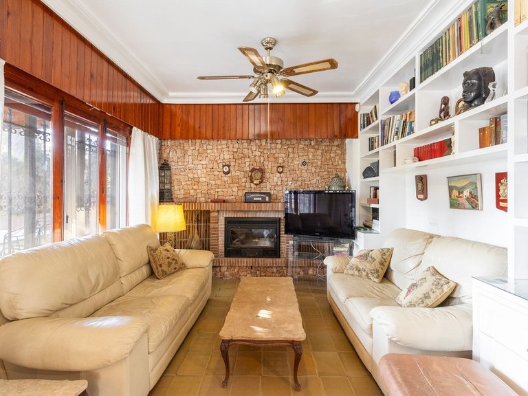 Villa for Sale in Campoamor, Alicante 7