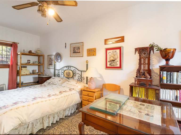 Villa for Sale in Campoamor, Alicante 28