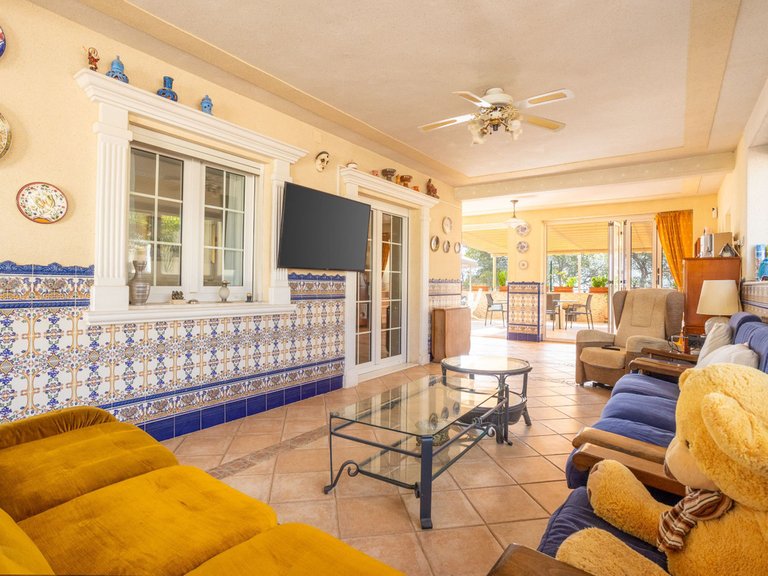 Villa for Sale in Villamartin, Alicante 10