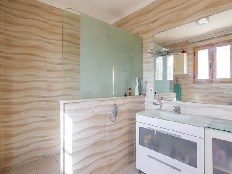 Villa for Sale in Villamartin, Alicante 25