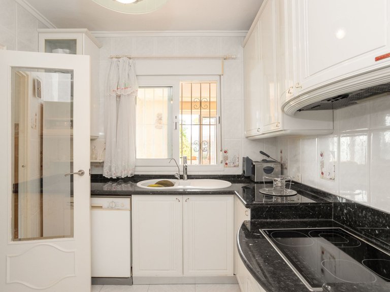 Villa for Sale in Villamartin, Alicante 29