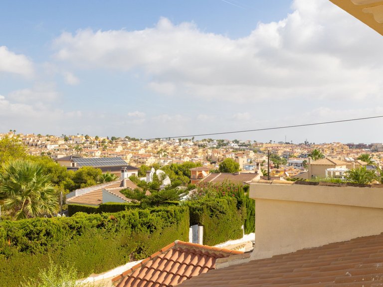 Villa for Sale in Villamartin, Alicante 48