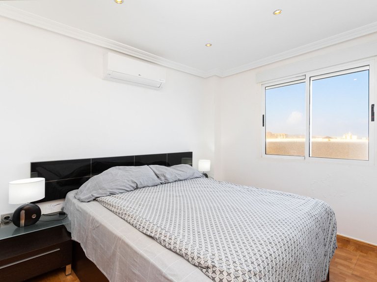 Apartment for Sale in Torrevieja, Alicante 12