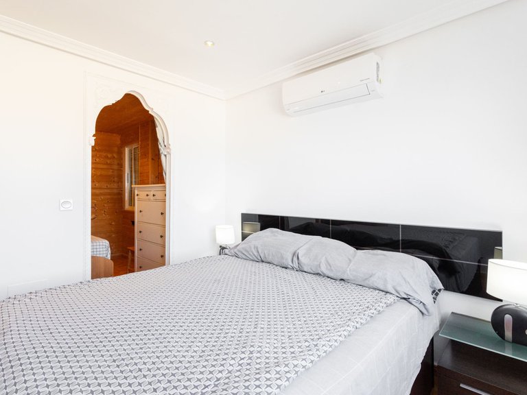 Apartment for Sale in Torrevieja, Alicante 13