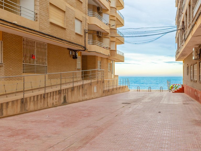Apartment for Sale in Torrevieja, Alicante 21