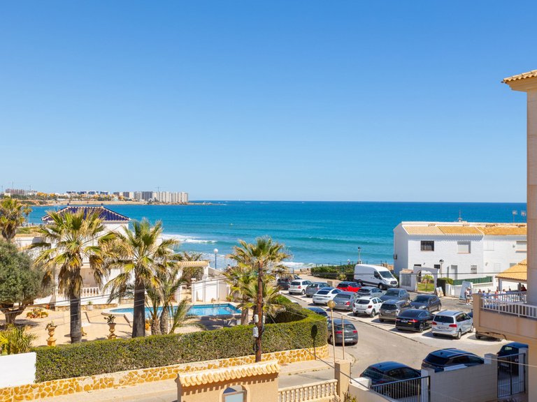 Villa for Sale in Playa Flamenca, Alicante 2