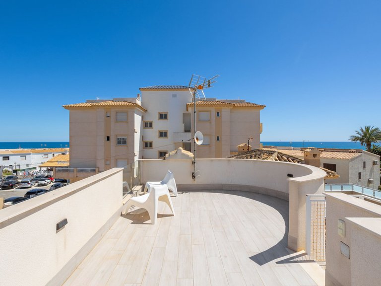Villa for Sale in Playa Flamenca, Alicante 33
