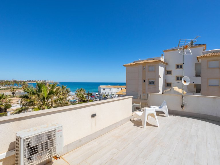Villa for Sale in Playa Flamenca, Alicante 34
