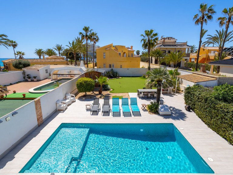 Villa for Sale in Playa Flamenca, Alicante 45