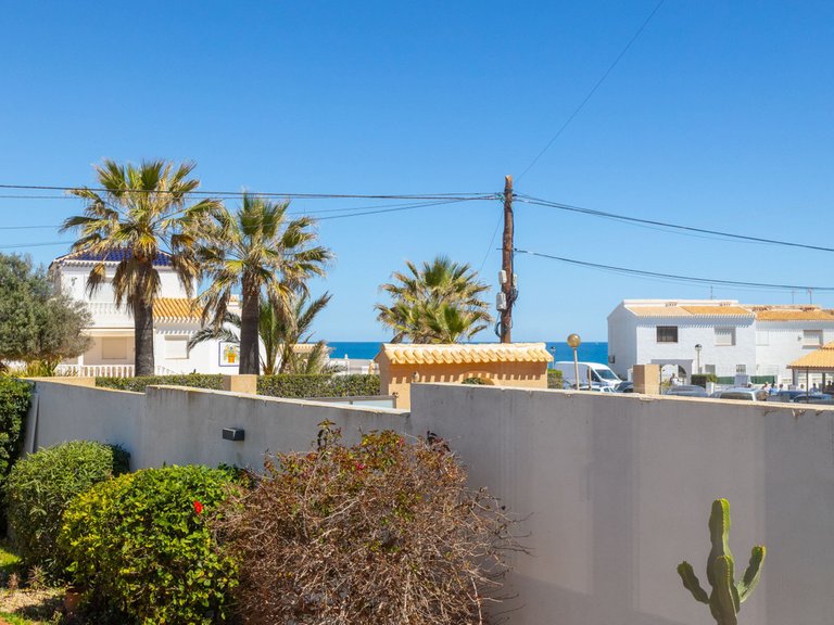 Villa for Sale in Playa Flamenca, Alicante 48