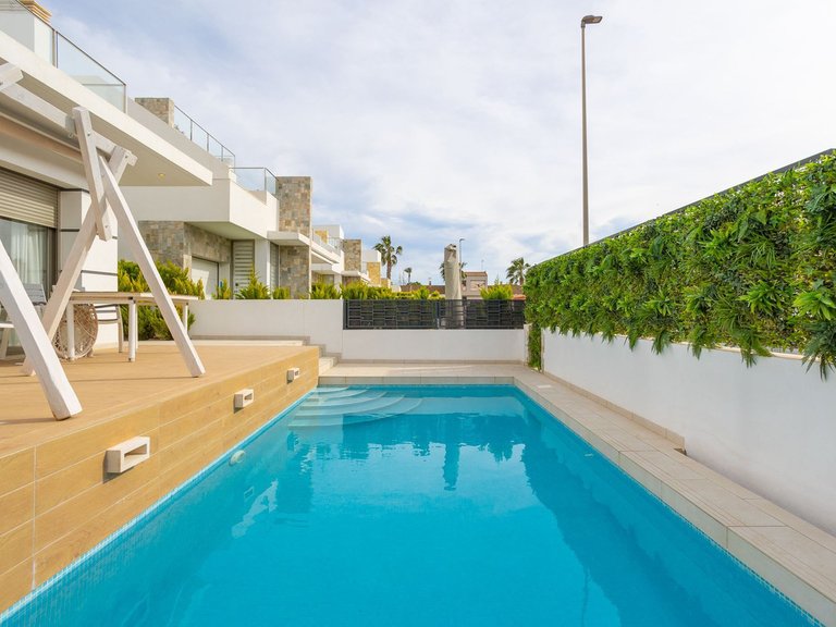 Villa for Sale in Los Alcazares, Murcia 6