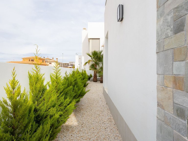 Villa for Sale in Los Alcazares, Murcia 8