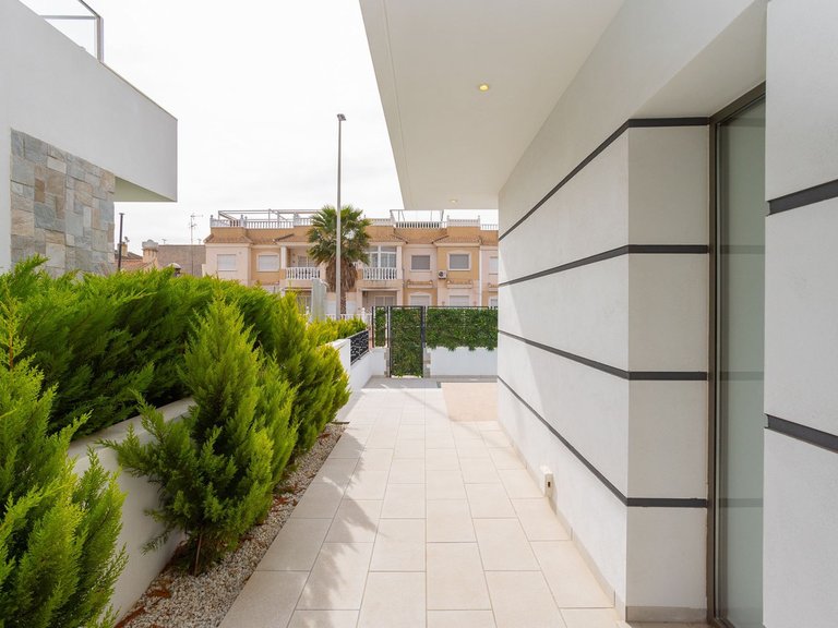 Villa for Sale in Los Alcazares, Murcia 9