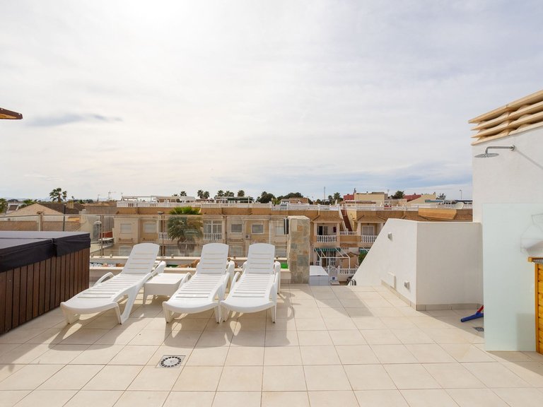 Villa for Sale in Los Alcazares, Murcia 40
