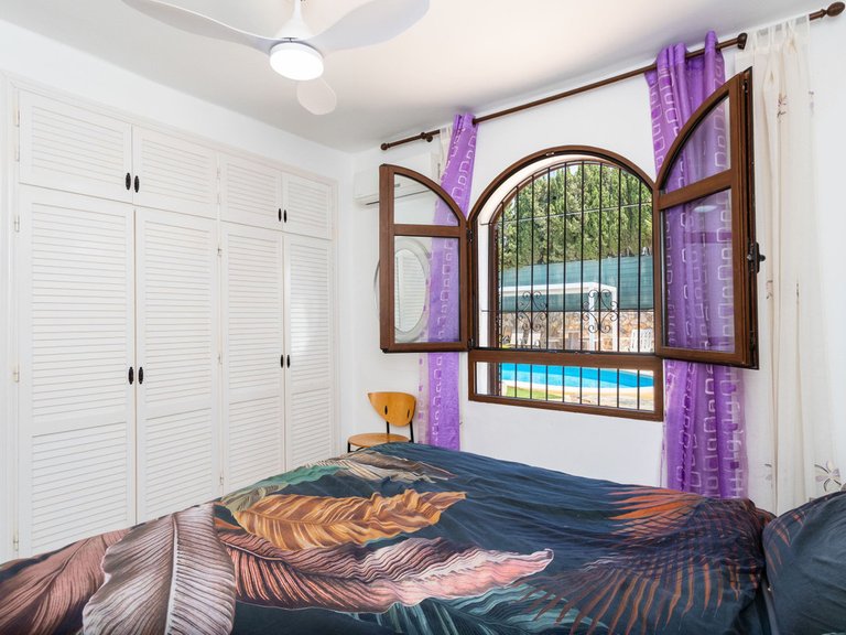 Villa for Sale in Villamartin, Alicante 9
