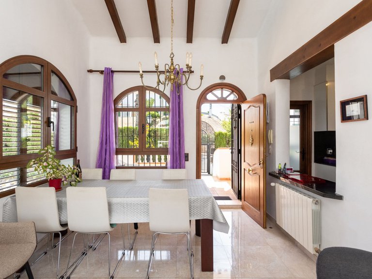 Villa for Sale in Villamartin, Alicante 23