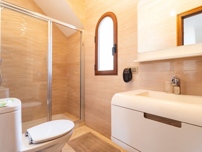 Villa for Sale in Villamartin, Alicante 25