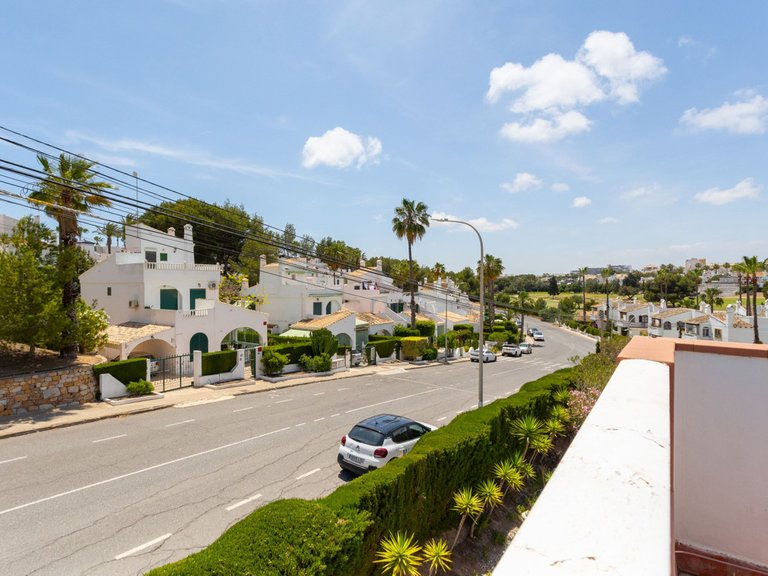 Villa for Sale in Villamartin, Alicante 35