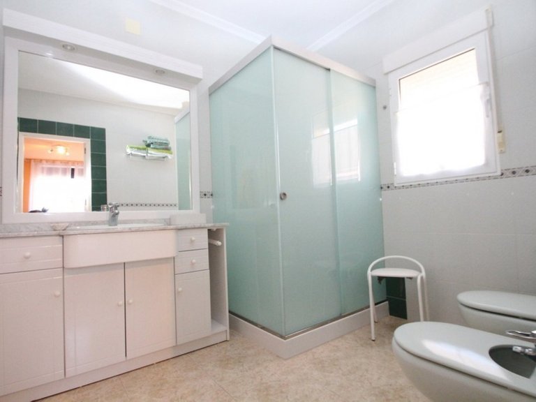Villa for Sale in Cabo Roig, Alicante 28