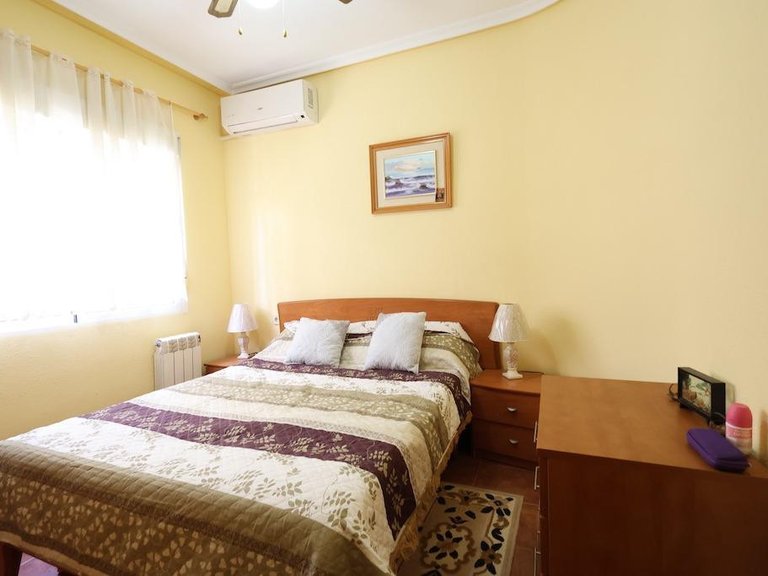 Villa for Sale in Playa Flamenca, Alicante 7