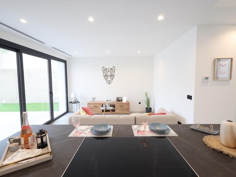 Villa for Sale in Los Alcazares, Murcia 5