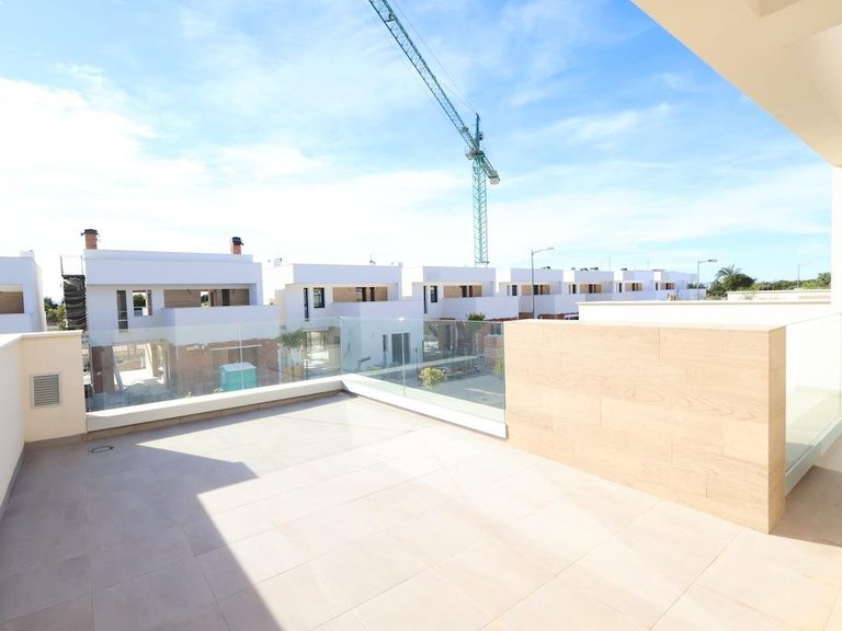 Villa for Sale in Los Alcazares, Murcia 15