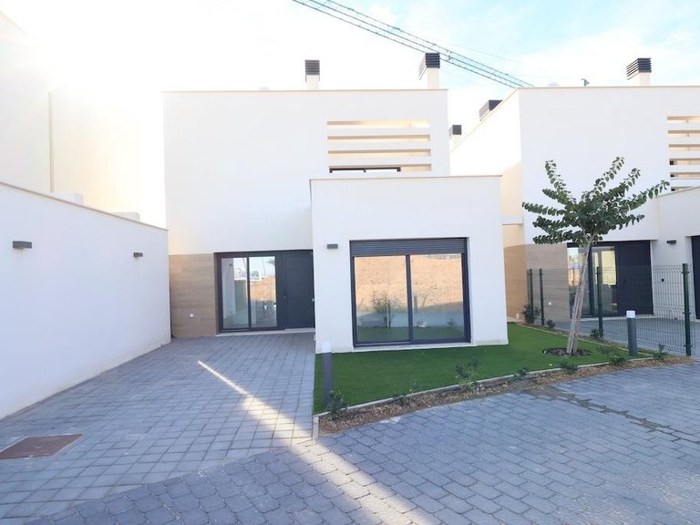 Villa for Sale in Los Alcazares, Murcia 24