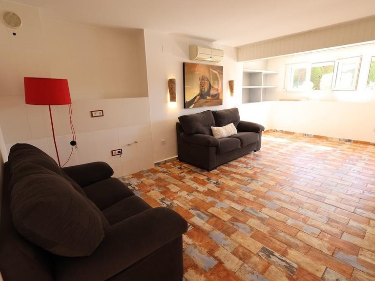 Villa for Sale in Villamartin, Alicante 35
