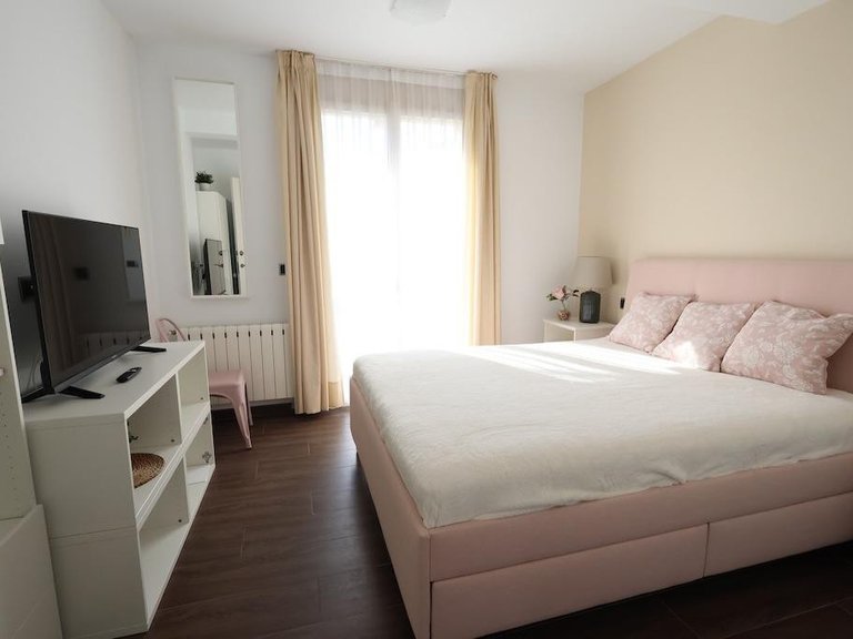 Villa for Sale in Cabo Roig, Alicante 12