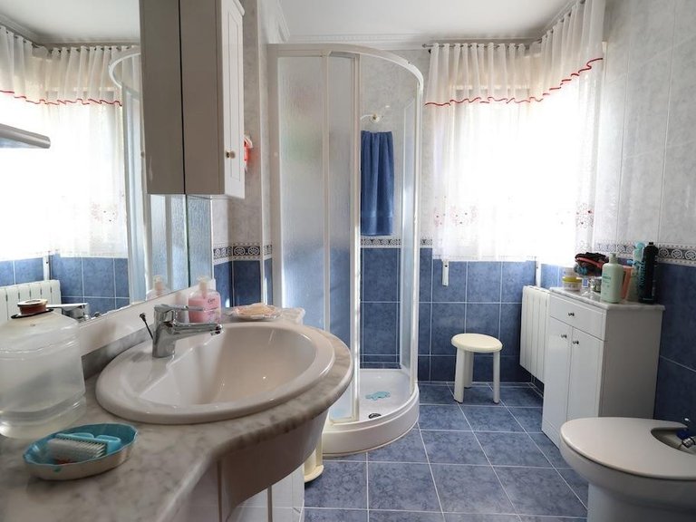 Villa for Sale in Villamartin, Alicante 14