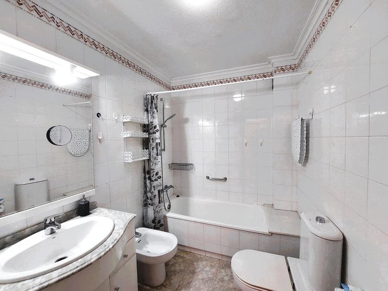 Apartment for Sale in Playa Flamenca, Alicante 19