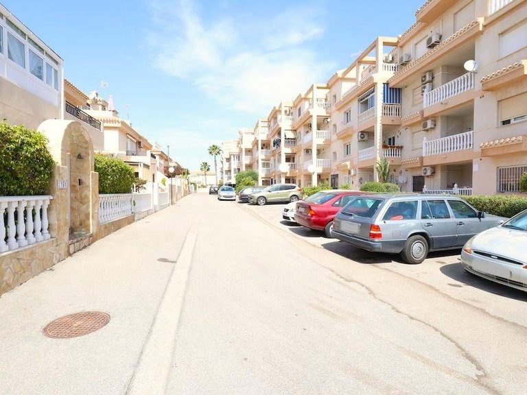 Apartment for Sale in Playa Flamenca, Alicante 23