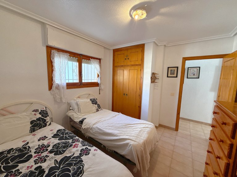 Apartment for Sale in Punta Prima, Alicante 5