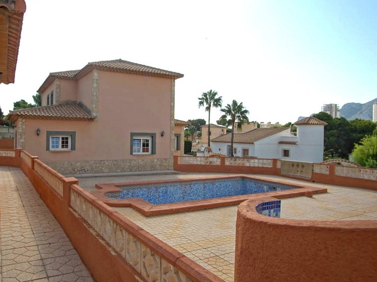 Villa for Sale in Pinoso, Alicante 40